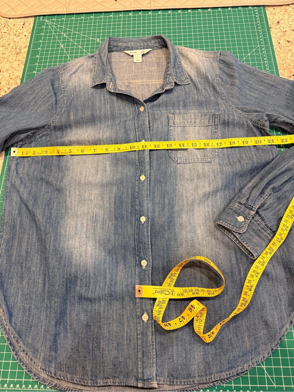 Old Navy The Classic Denim Chambray Shirt Large Oversized - Picture 2 of 8